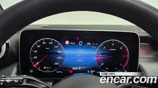 Mercedes-Benz GLC-Class 2023 — photo 11