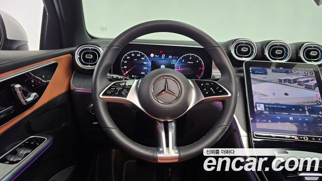 Mercedes-Benz GLC-Class 2023 — photo 19