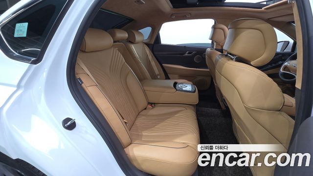 Genesis G80 2022 — photo 17