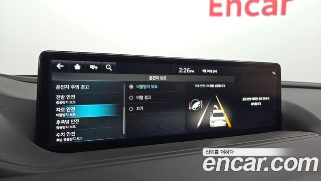 Genesis G80 2022 — photo 23