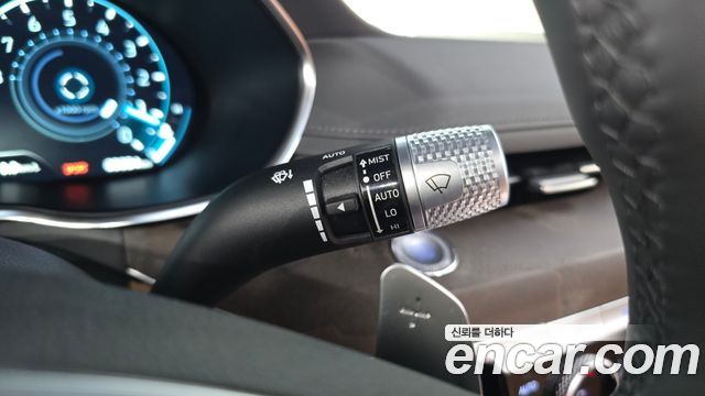 Genesis G80 2022 — photo 33