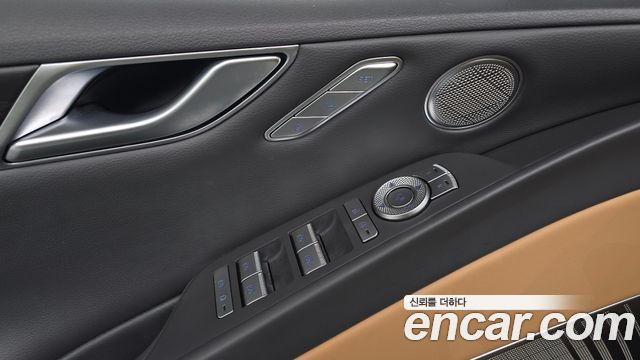 Genesis G80 2022 — photo 34