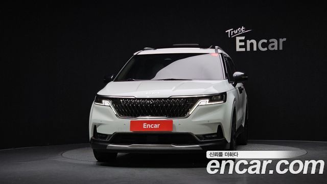 Kia Canival 2022 — photo 3