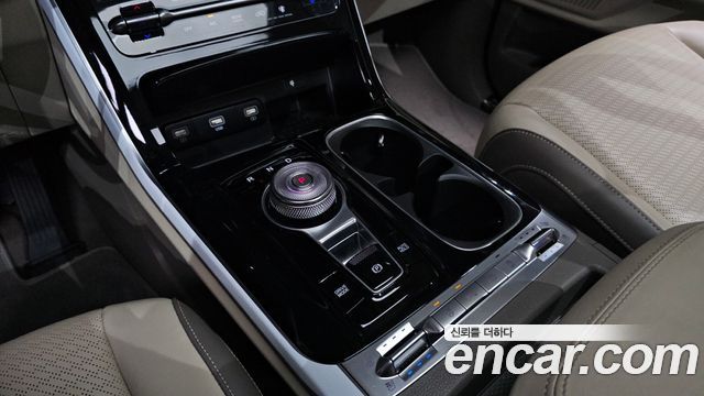 Kia Canival 2022 — photo 12