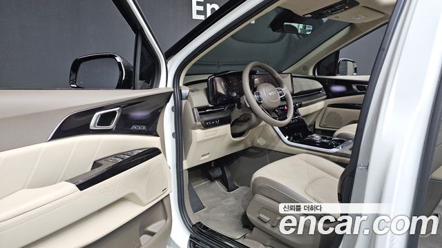 Kia Canival 2022 — photo 13
