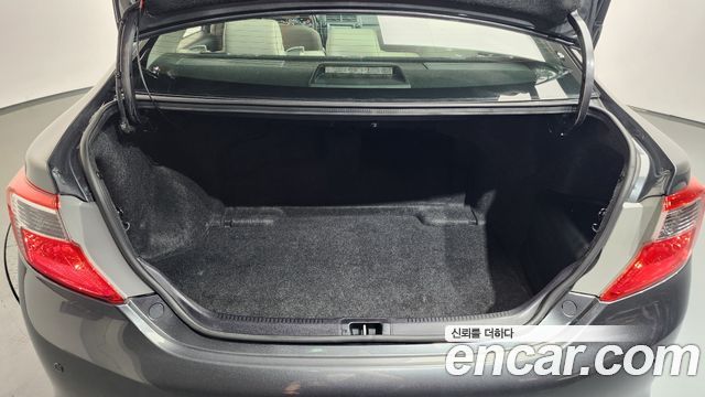 Toyota Camry 2013 — photo 23