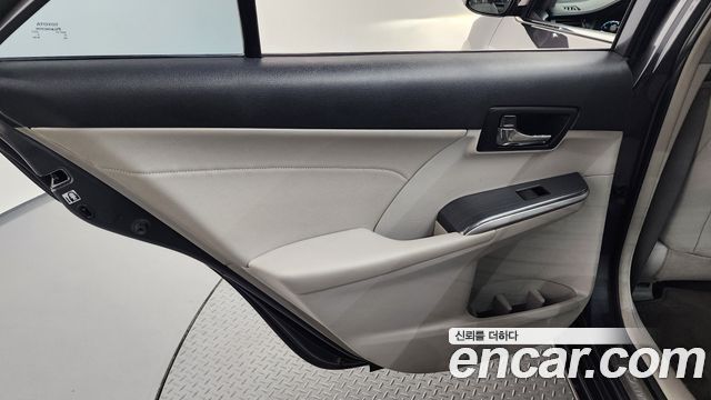 Toyota Camry 2013 — photo 15