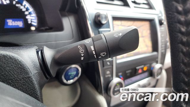 Toyota Camry 2013 — photo 30