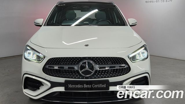 Mercedes-Benz GLA-Class 2025 — photo 3