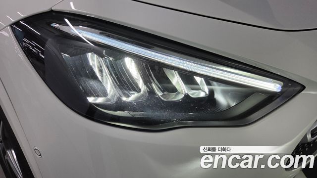 Mercedes-Benz GLA-Class 2025 — photo 19