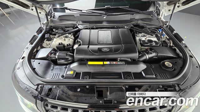 Land Rover Range Rover 2017 — photo 6