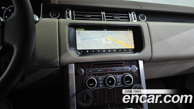 Land Rover Range Rover 2017 — photo 13