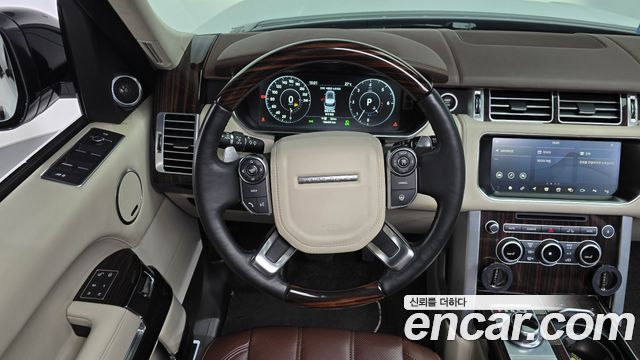 Land Rover Range Rover 2017 — photo 14
