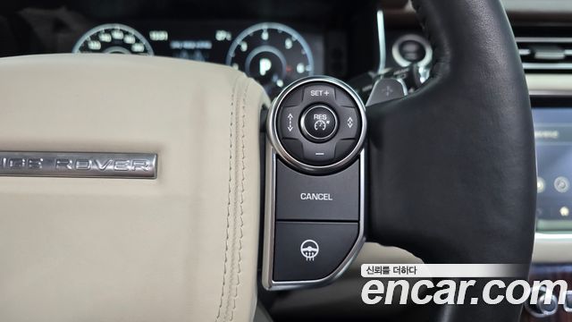 Land Rover Range Rover 2017 — photo 18