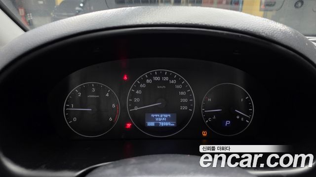 Hyundai Starex 2019 — photo 8