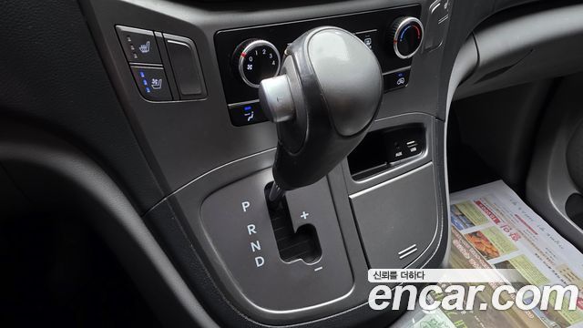 Hyundai Starex 2019 — photo 9