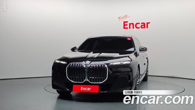 BMW 7-Series 2024 — photo 3