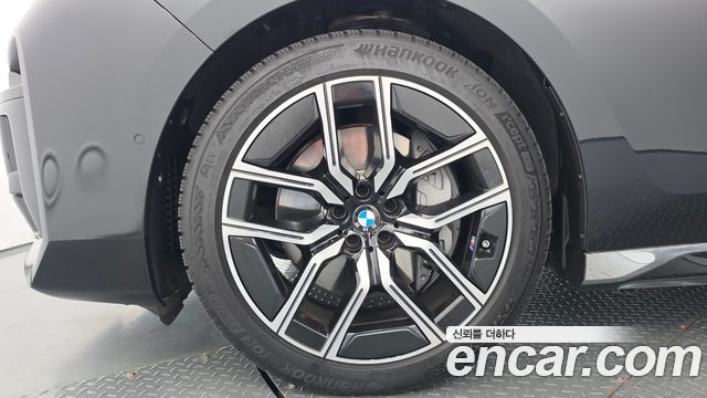 BMW 7-Series 2024 — photo 5