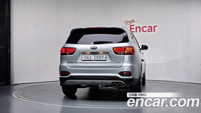 Kia Sorento 2019 — photo 4