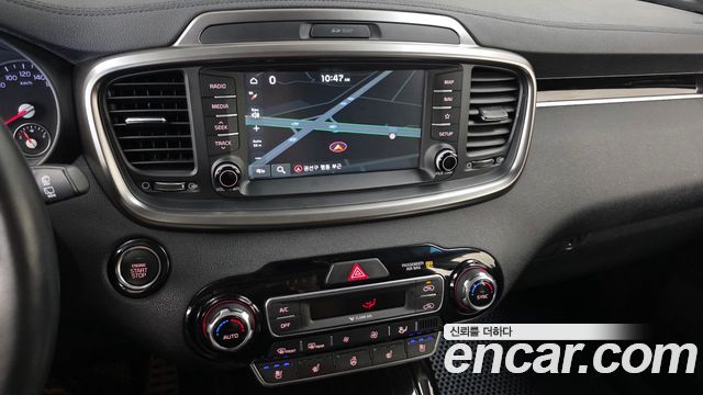 Kia Sorento 2019 — photo 14