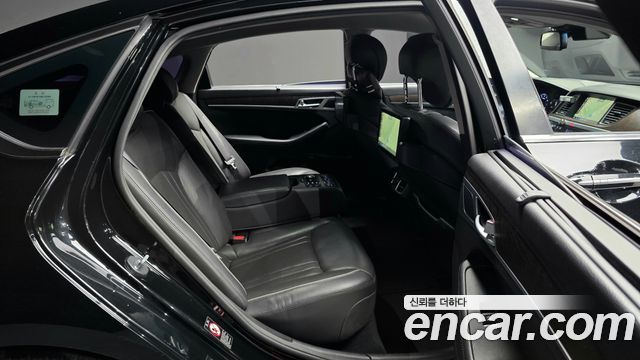 Hyundai Genesis 2014 — photo 12