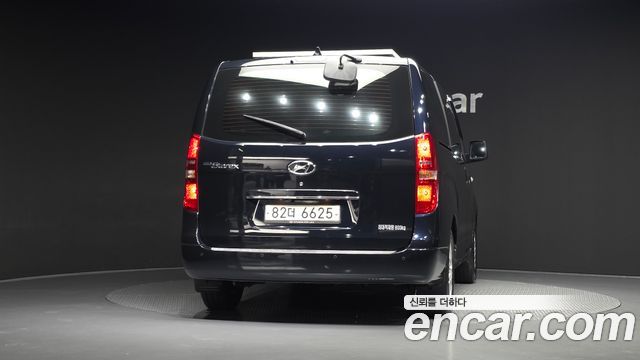 Hyundai Starex 2021 — photo 4