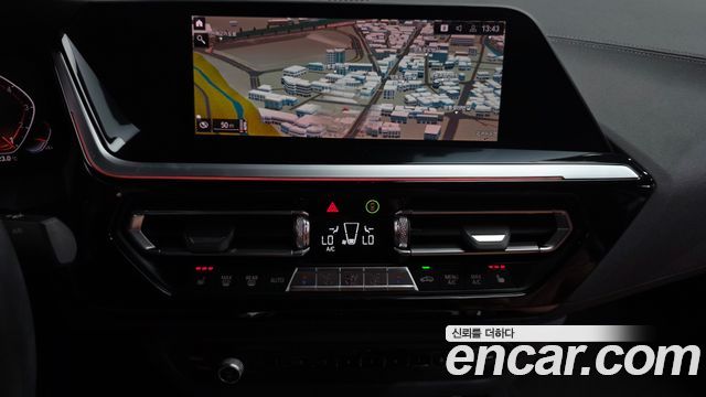 BMW Z4 2021 — photo 11