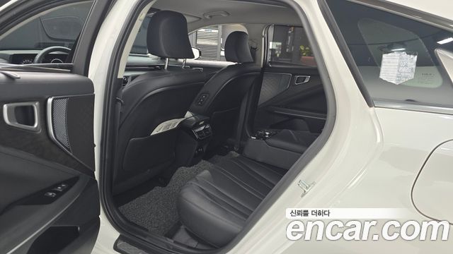 Kia K8 2023 — photo 11