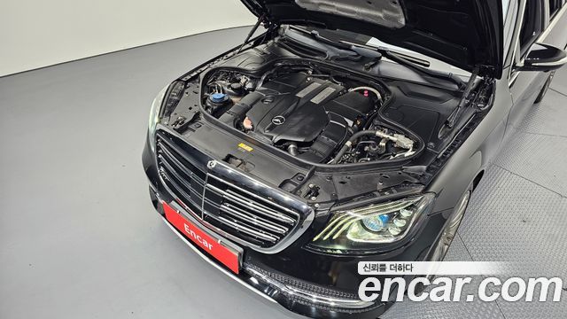 Mercedes-Benz S-Class 2019 — photo 6