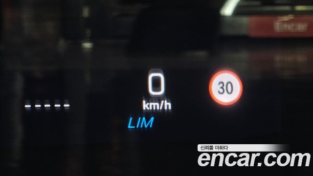 Mercedes-Benz S-Class 2019 — photo 24