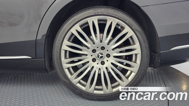 Mercedes-Benz S-Class 2019 — photo 7