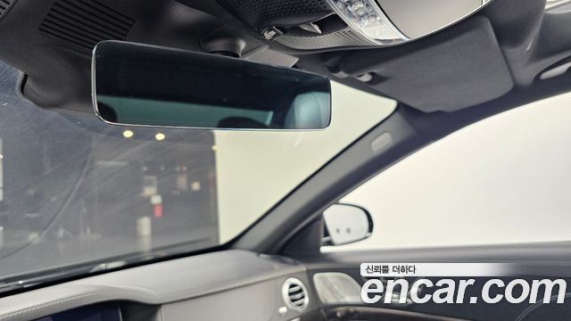 Mercedes-Benz S-Class 2019 — photo 27