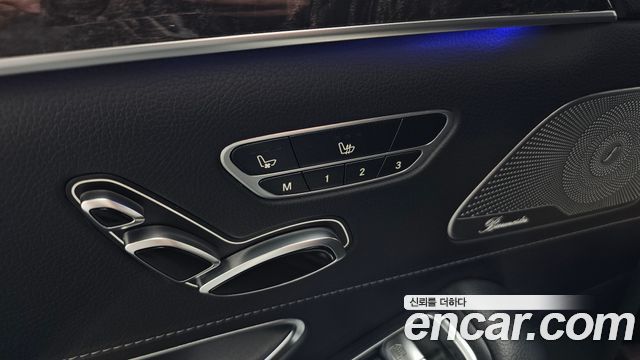 Mercedes-Benz S-Class 2019 — photo 28