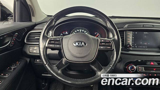 Kia Sorento 2018 — photo 13