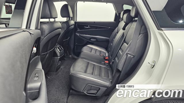 Kia Sorento 2018 — photo 18