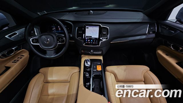 Volvo XC90 2023 — photo 7