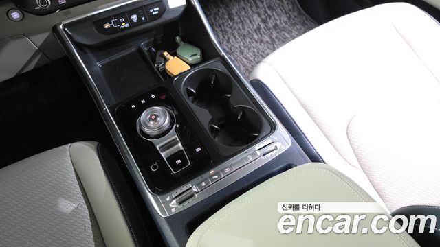 Kia Canival 2025 — photo 12