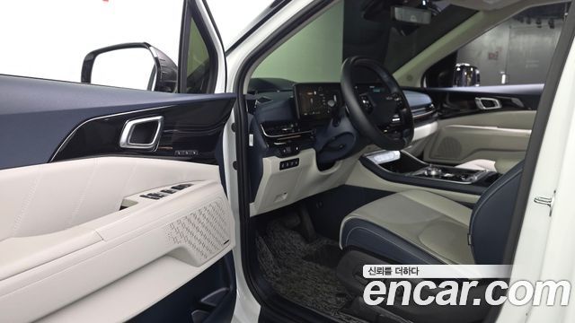 Kia Canival 2025 — photo 13