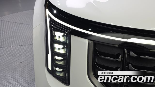 Kia Canival 2025 — photo 8