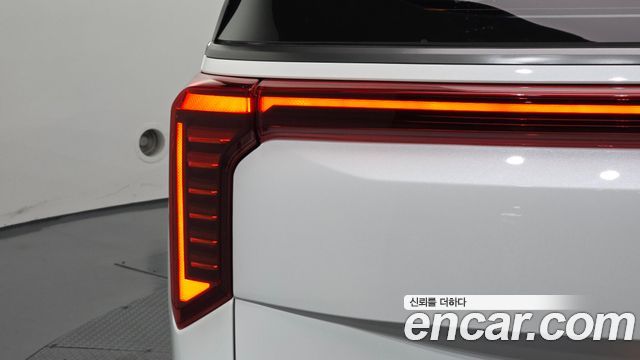 Kia Canival 2025 — photo 9