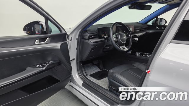 Kia K5 2026 — photo 10