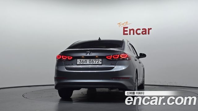 Hyundai AVANTE 2016 — photo 4