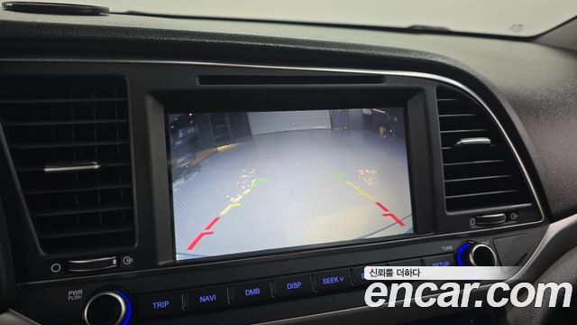 Hyundai AVANTE 2016 — photo 16
