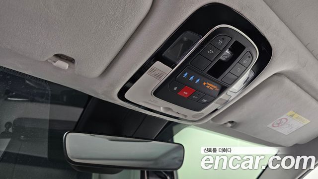 Hyundai Santafe 2023 — photo 18