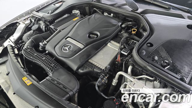 Mercedes-Benz E-Class 2019 — photo 6