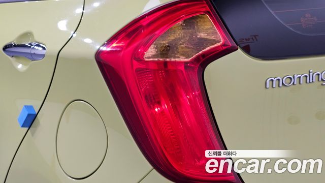 Kia morning 2012 — photo 9