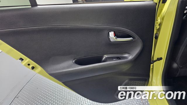 Kia morning 2012 — photo 15