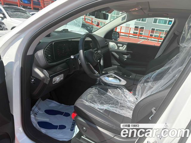 Mercedes-Benz GLE-Class 2026 — photo 4