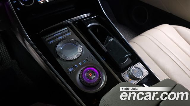Genesis GV80 2021 — photo 12