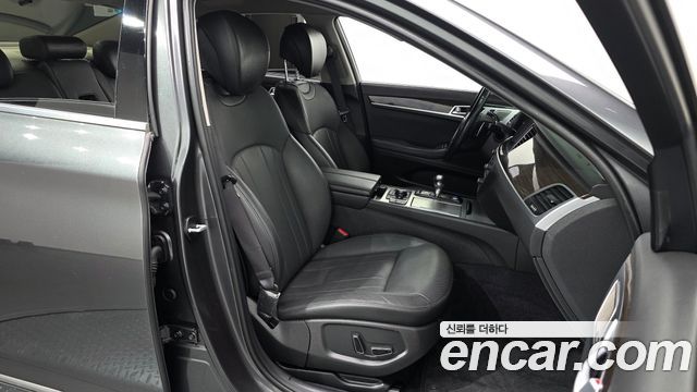 Genesis G80 2018 — photo 11